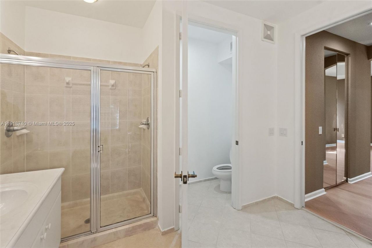 2649 Center Ct Dr, Unit 2-7, Weston, FL 33332 Photo