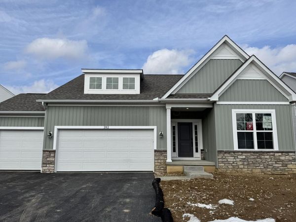 282 Olympic Loop, Commercial Point, OH 43116