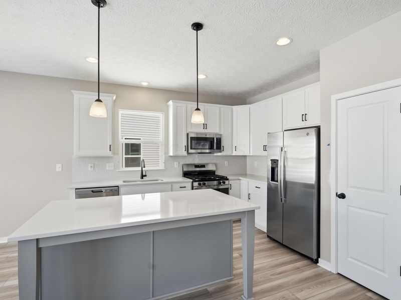 282 Olympic Loop, Commercial Point, OH 43116 Photo 11