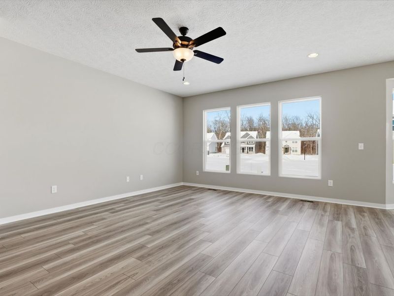 282 Olympic Loop, Commercial Point, OH 43116 Photo 16