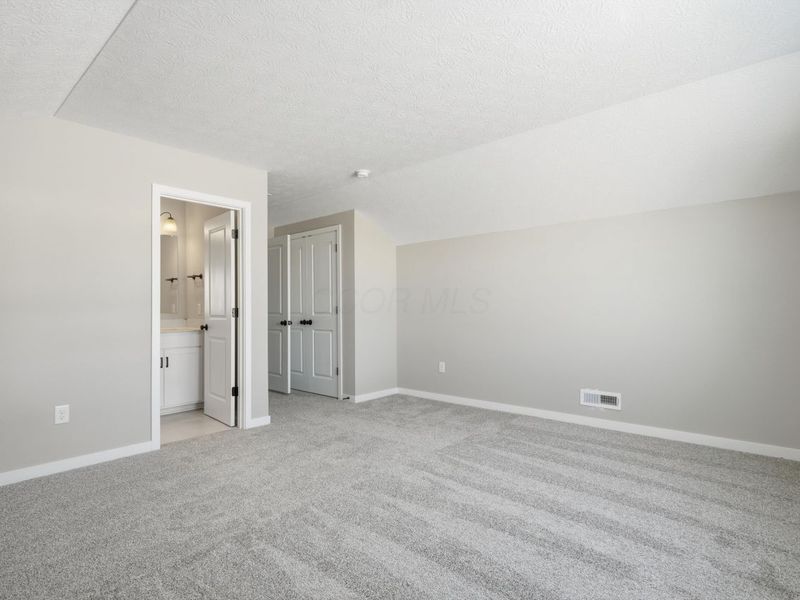 282 Olympic Loop, Commercial Point, OH 43116 Photo 31