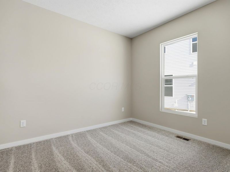 282 Olympic Loop, Commercial Point, OH 43116 Photo 9