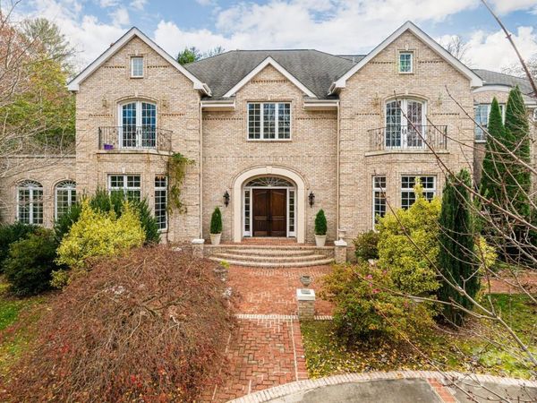 150 Rainbow View Drive, Fletcher, NC 28732