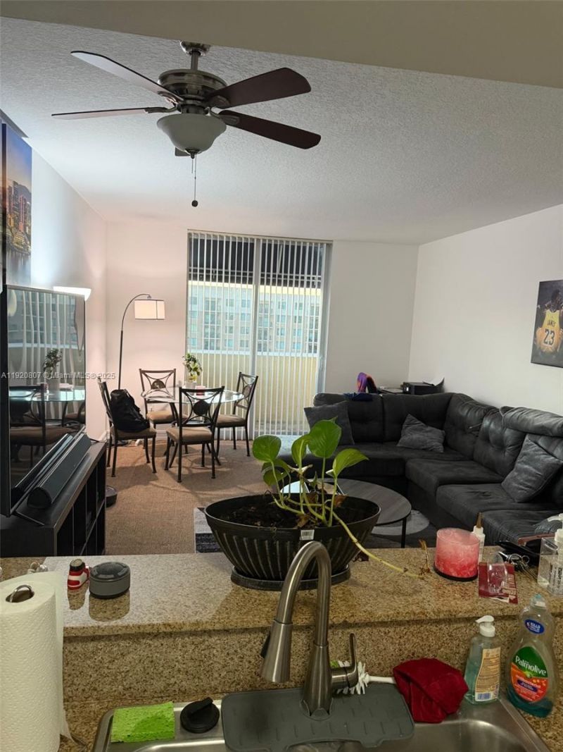 117 NW 42nd Ave, Unit 1602, Miami, FL 33126 Photo