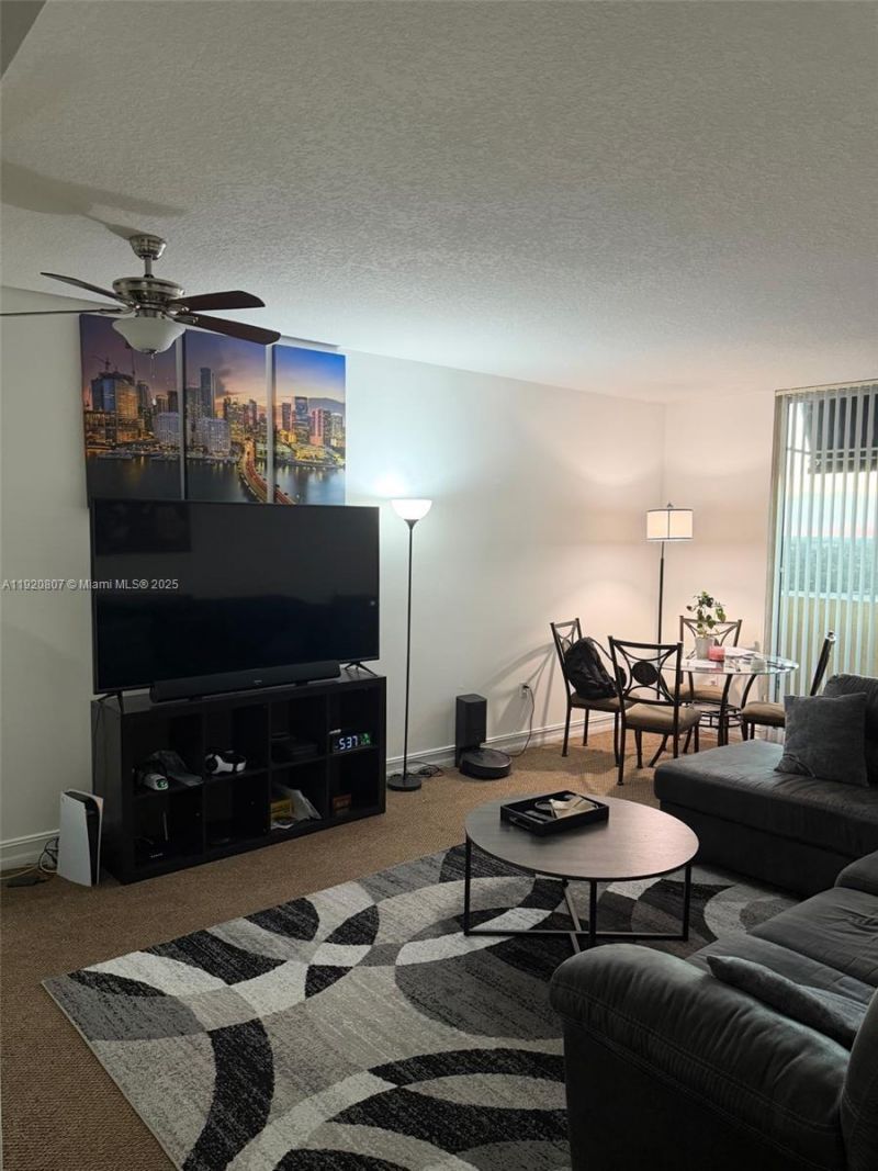 117 NW 42nd Ave, Unit 1602, Miami, FL 33126 Photo