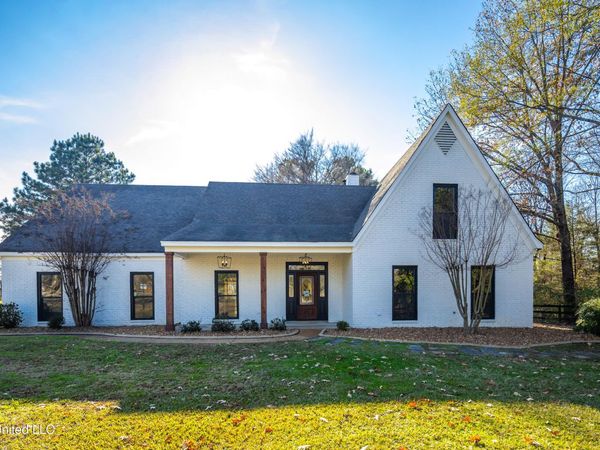 5155 Rolling Pine Circle, Olive Branch, MS 38654