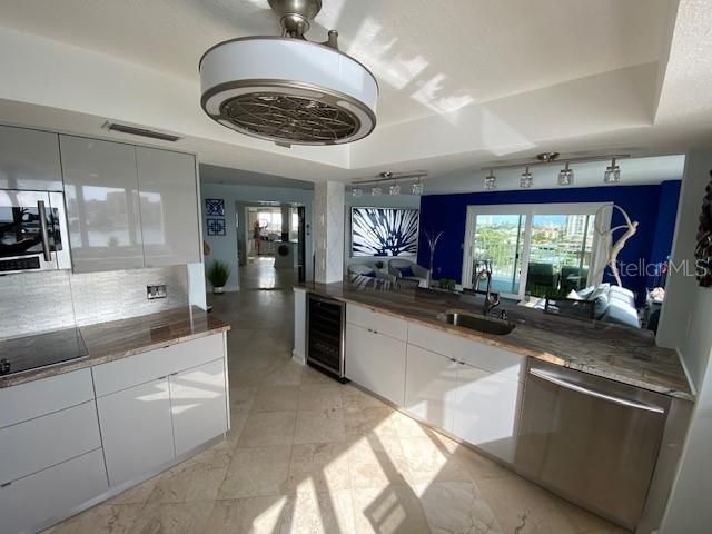 610 Island Way, Unit 608, Clearwater Beach, FL 33767 Photo