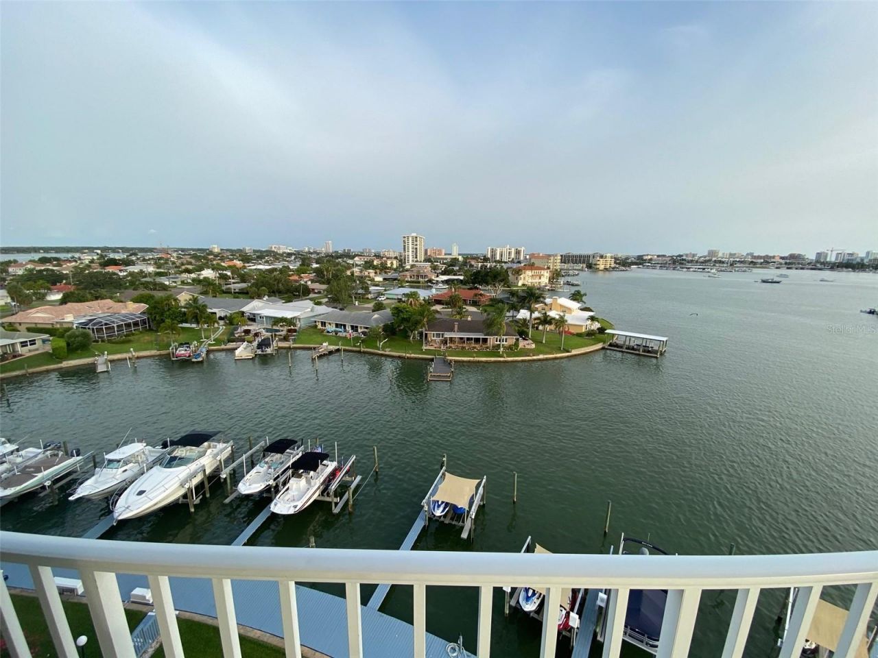 610 Island Way, Unit 608, Clearwater Beach, FL 33767 Photo