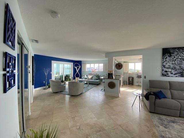610 Island Way, Unit 608, Clearwater Beach, FL 33767 Photo