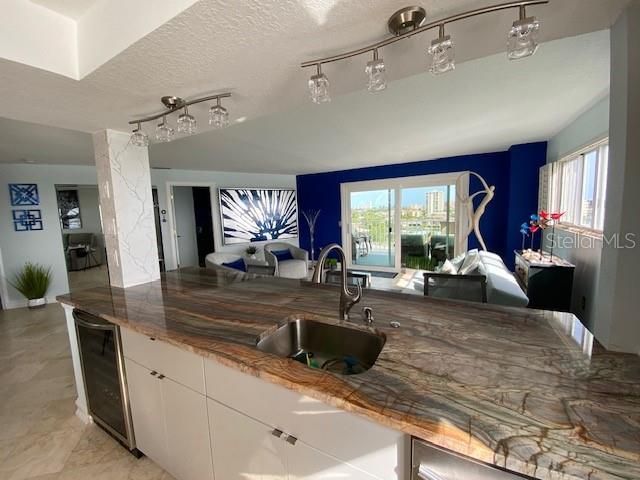 610 Island Way, Unit 608, Clearwater Beach, FL 33767 Photo
