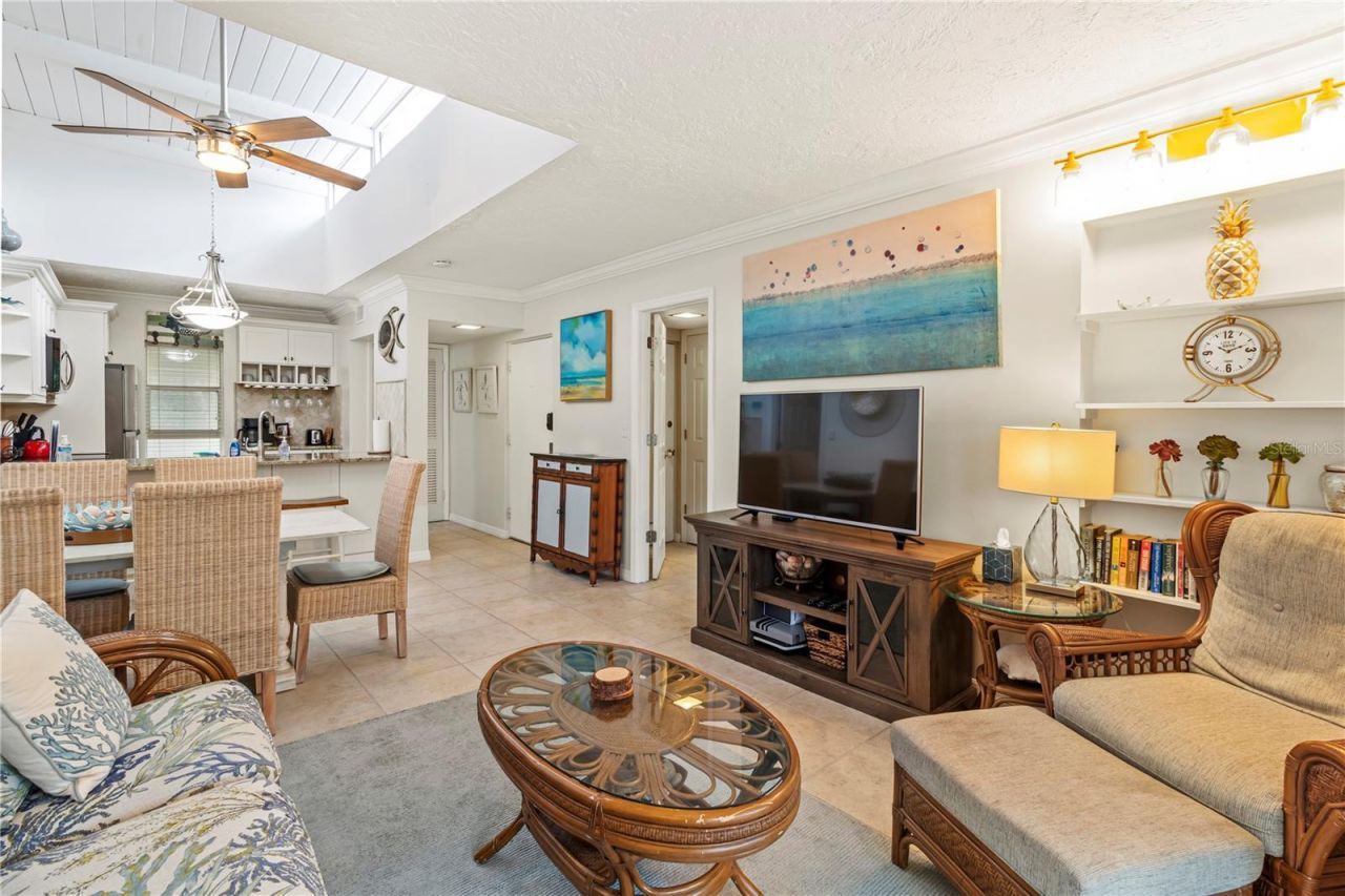 5310 Gulf Of Mexico Drive, Unit 16, Longboat Key, FL 34228 Photo