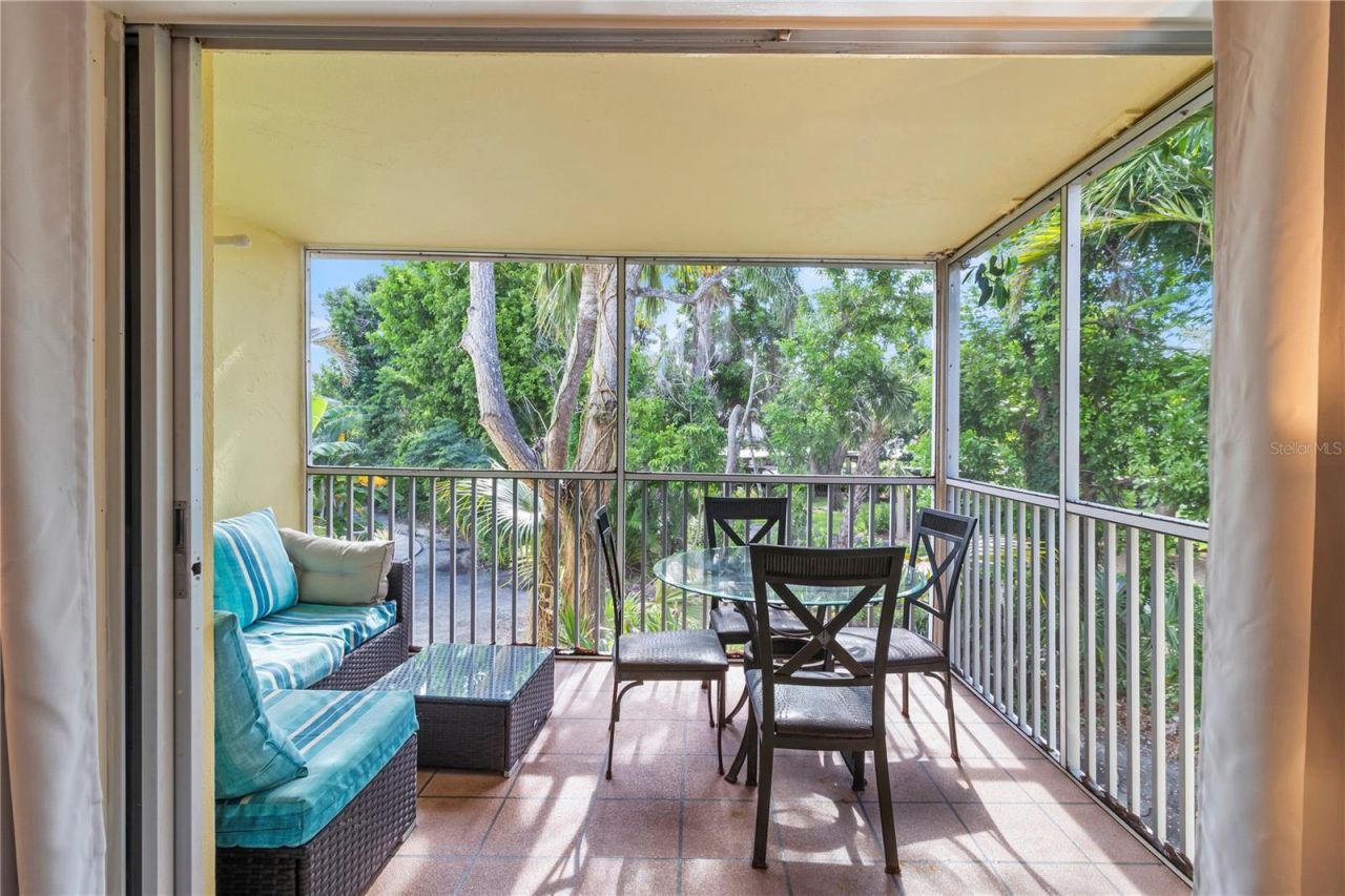 5310 Gulf Of Mexico Drive, Unit 16, Longboat Key, FL 34228 Photo