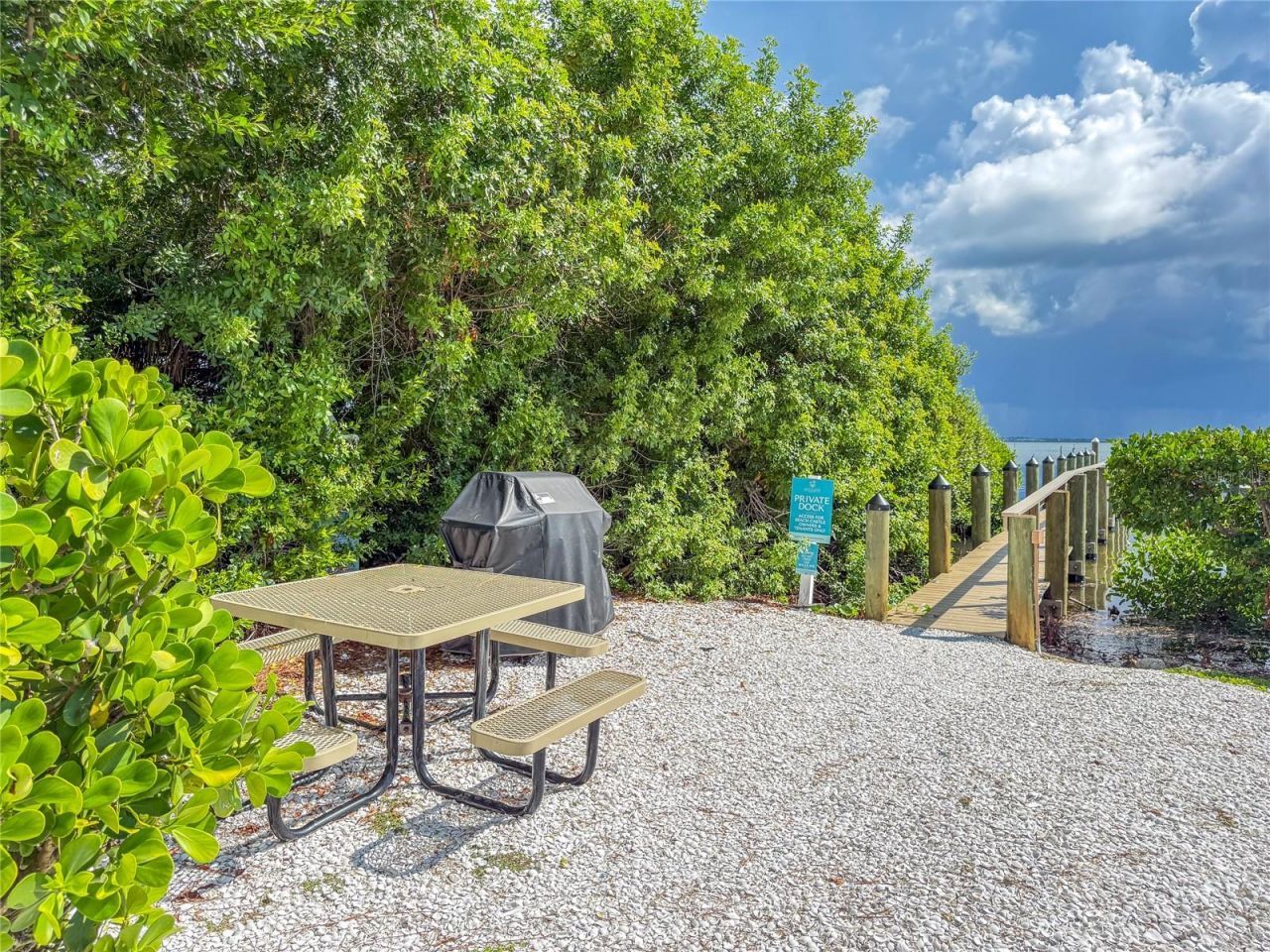 5310 Gulf Of Mexico Drive, Unit 16, Longboat Key, FL 34228 Photo