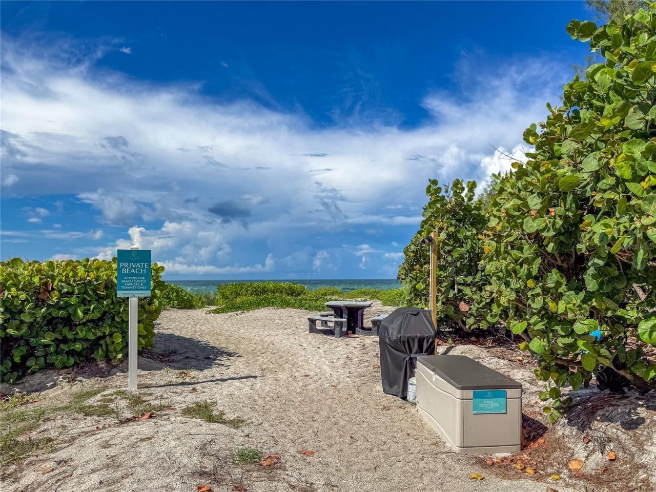 5310 Gulf Of Mexico Drive, Unit 16, Longboat Key, FL 34228 Photo