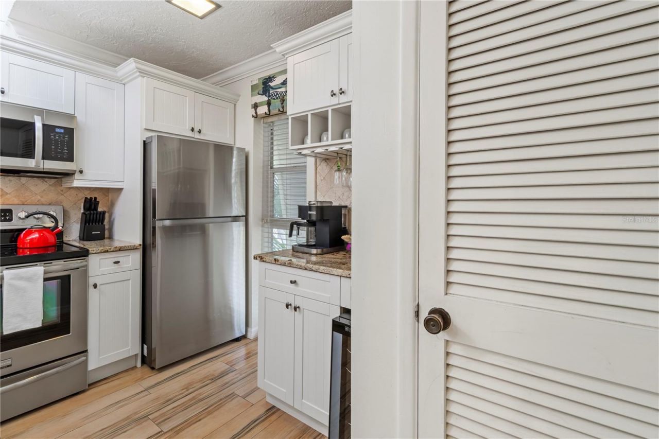 5310 Gulf Of Mexico Drive, Unit 16, Longboat Key, FL 34228 Photo