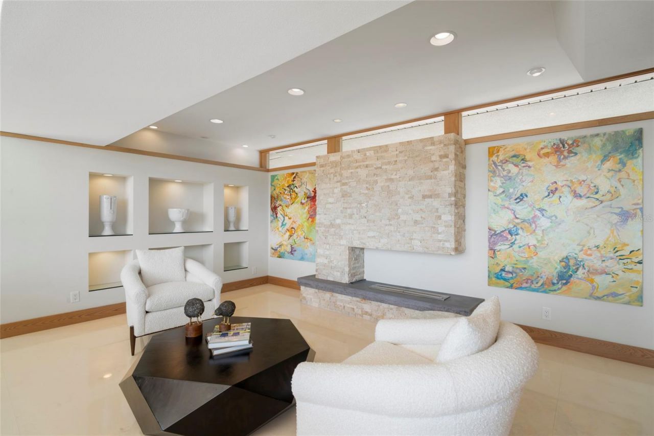 10 Brightwaters Circle Ne, Saint Petersburg, FL 33704 Photo