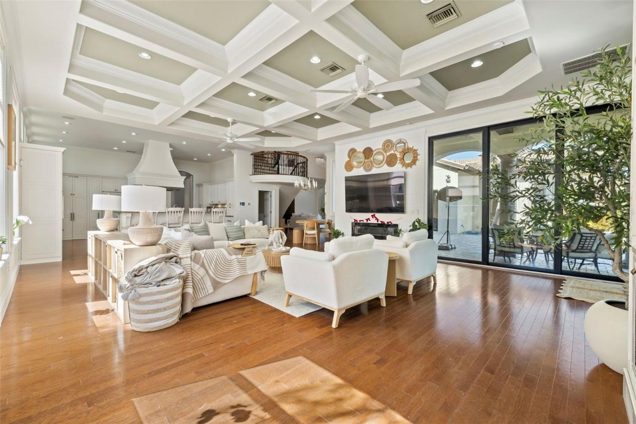 17301 Ladera Estates Boulevard, Lutz, FL 33548 Photo