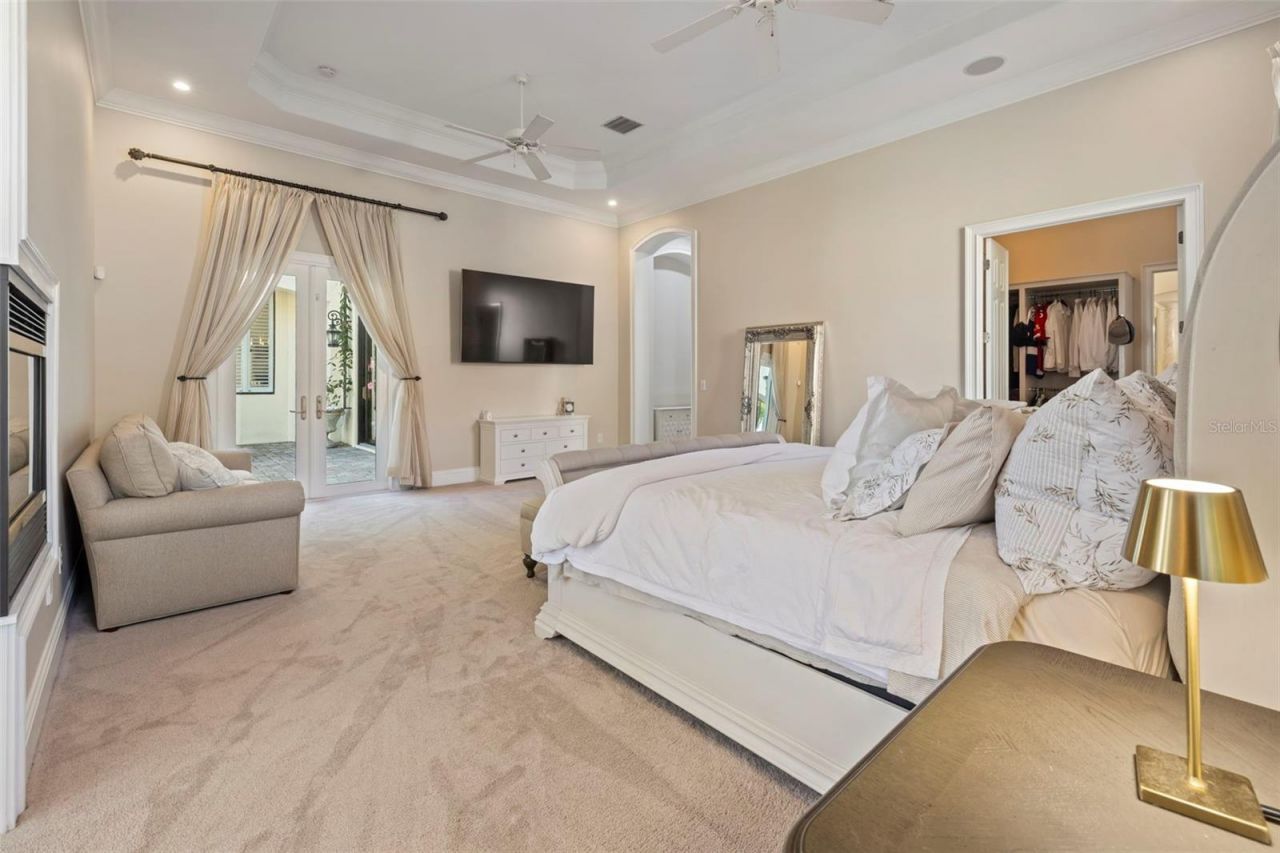 17301 Ladera Estates Boulevard, Lutz, FL 33548 Photo