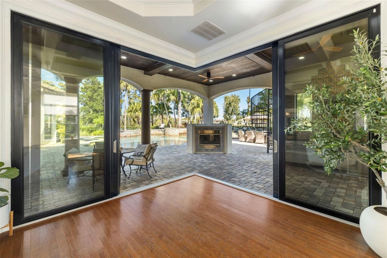 17301 Ladera Estates Boulevard, Lutz, FL 33548 Photo