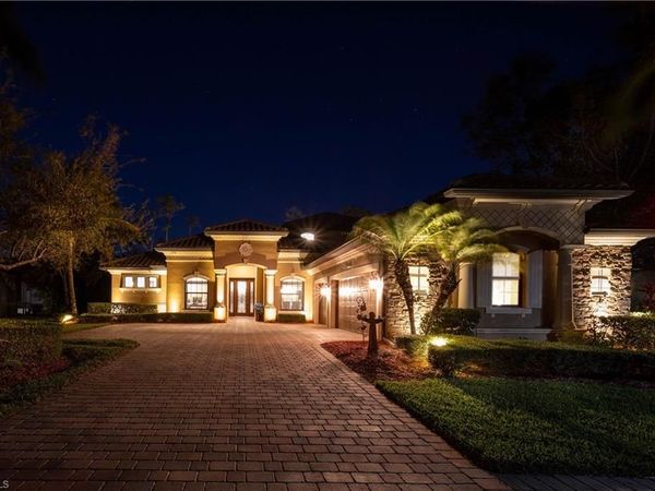 9582 Firenze CIR, NAPLES, FL 34113