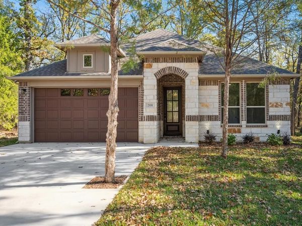 208 Driftwood Drive, Trinidad, TX 75163