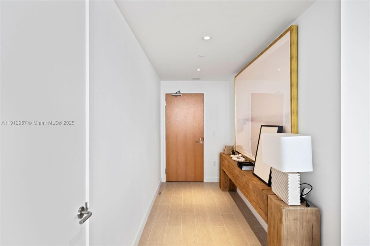 500 Alton Rd, Unit 2303, Miami Beach, FL 33139 Photo