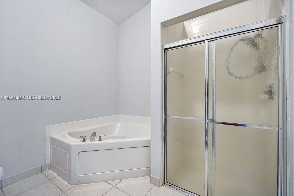 2437 S Coral Trace Cir, Unit 2437, Delray Beach, FL 33445 Photo