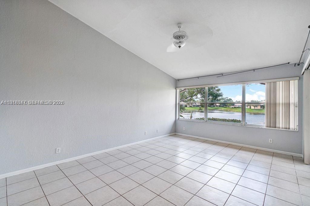 2437 S Coral Trace Cir, Unit 2437, Delray Beach, FL 33445 Photo