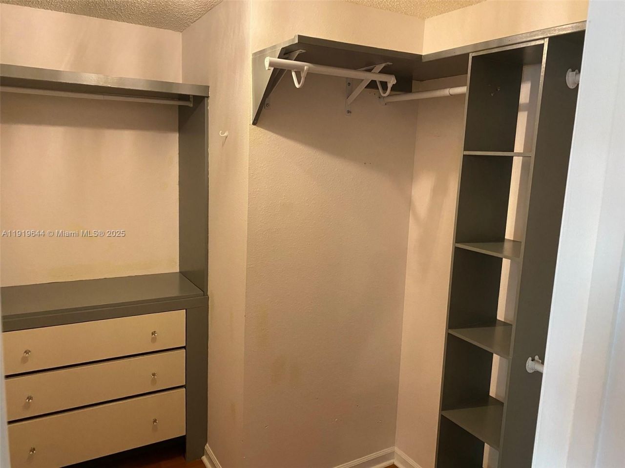 10931 Jewel Box Ln, Tamarac, FL 33321 Photo