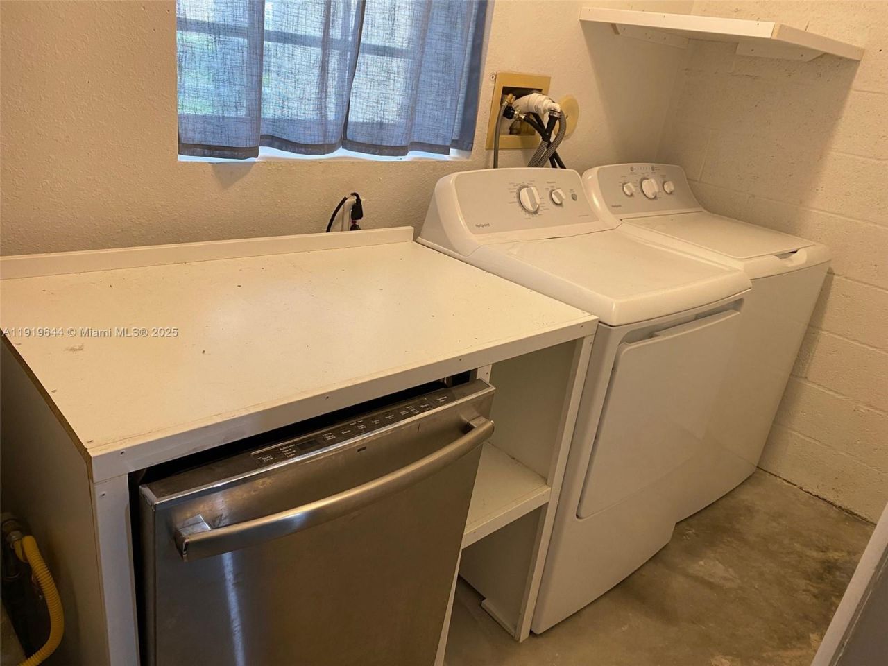 10931 Jewel Box Ln, Tamarac, FL 33321 Photo