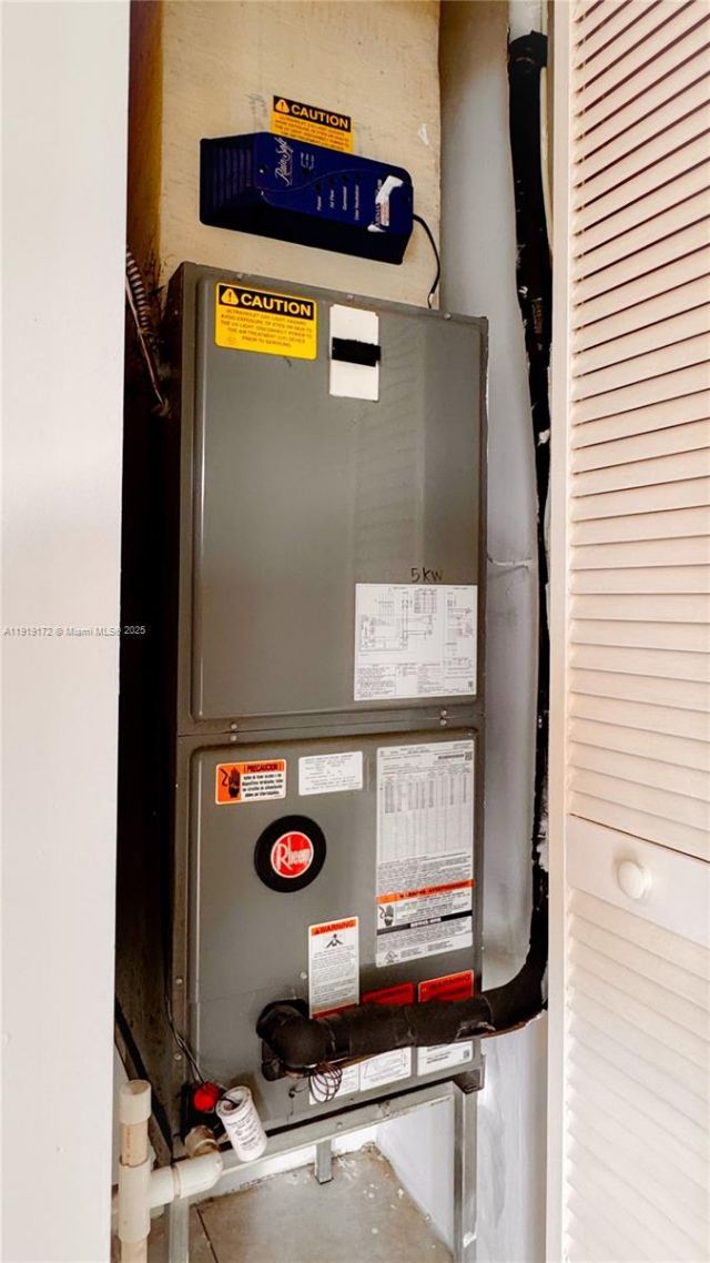 1835 NW 94th St, Miami, FL 33147 Photo