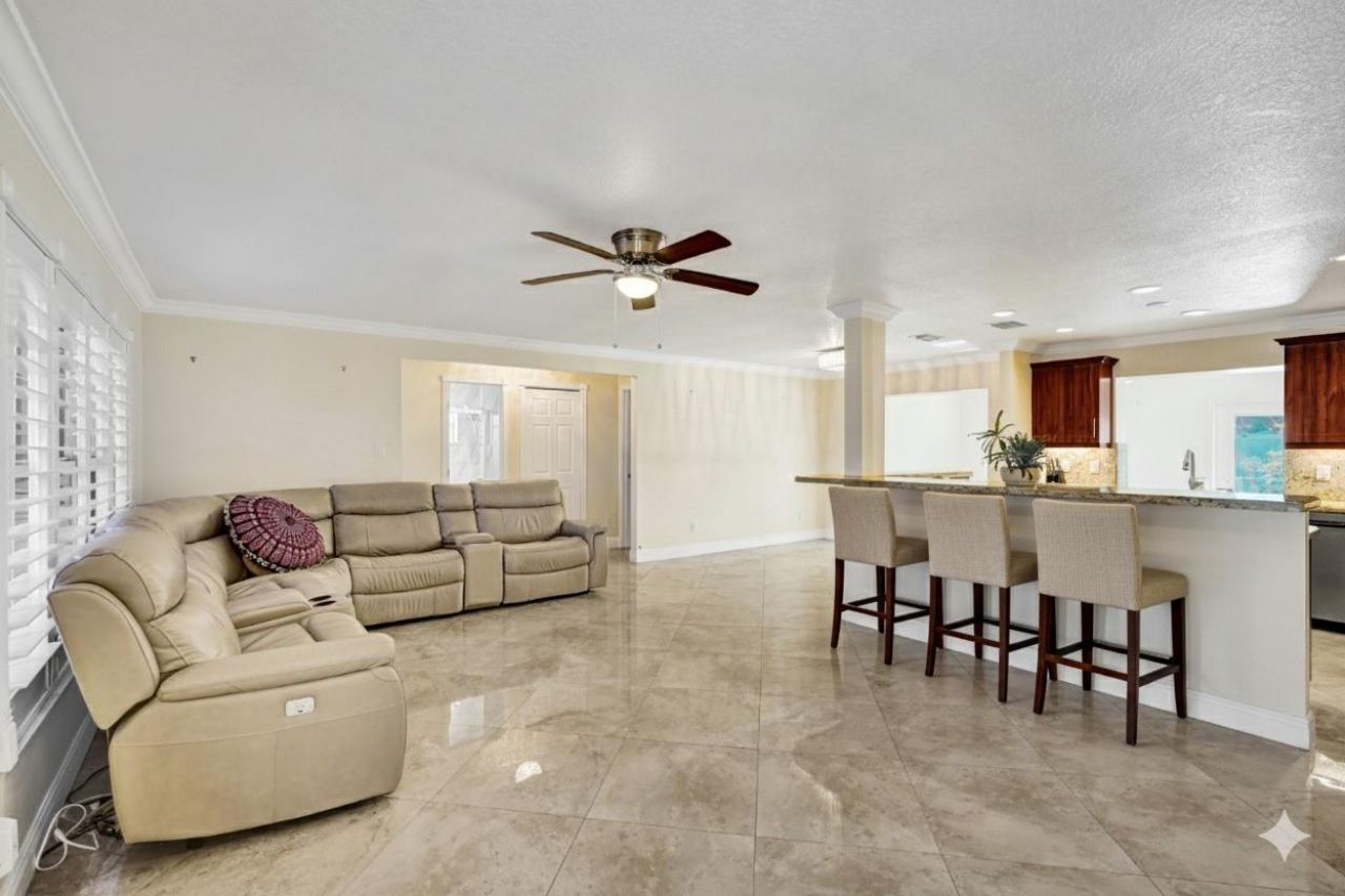 10216 NW 83rd Street, Tamarac, FL 33321 Photo