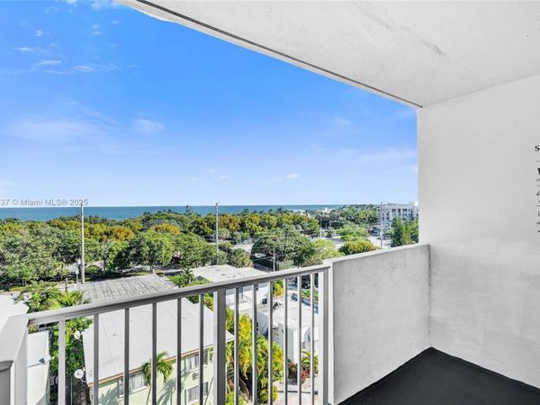 8000 Harding Ave, Unit 7F, Miami Beach, FL 33141
