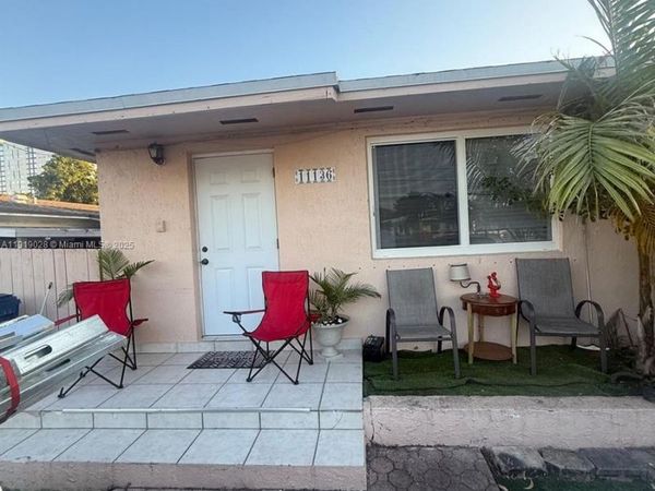 11136 SW 5th St, Sweetwater, FL 33174