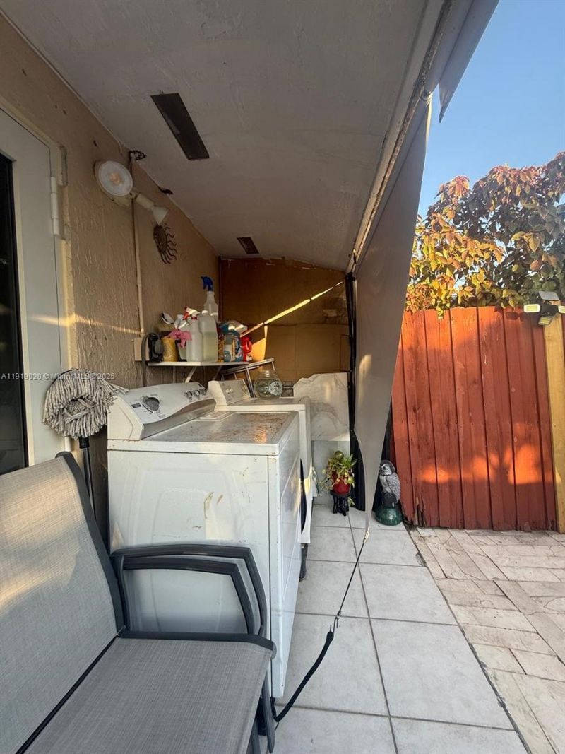 11136 SW 5th St, Sweetwater, FL 33174 Photo