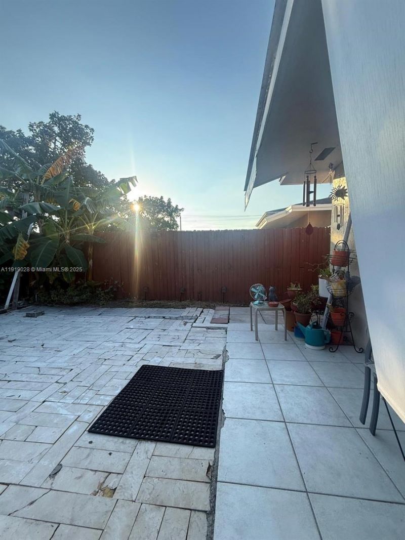 11136 SW 5th St, Sweetwater, FL 33174 Photo