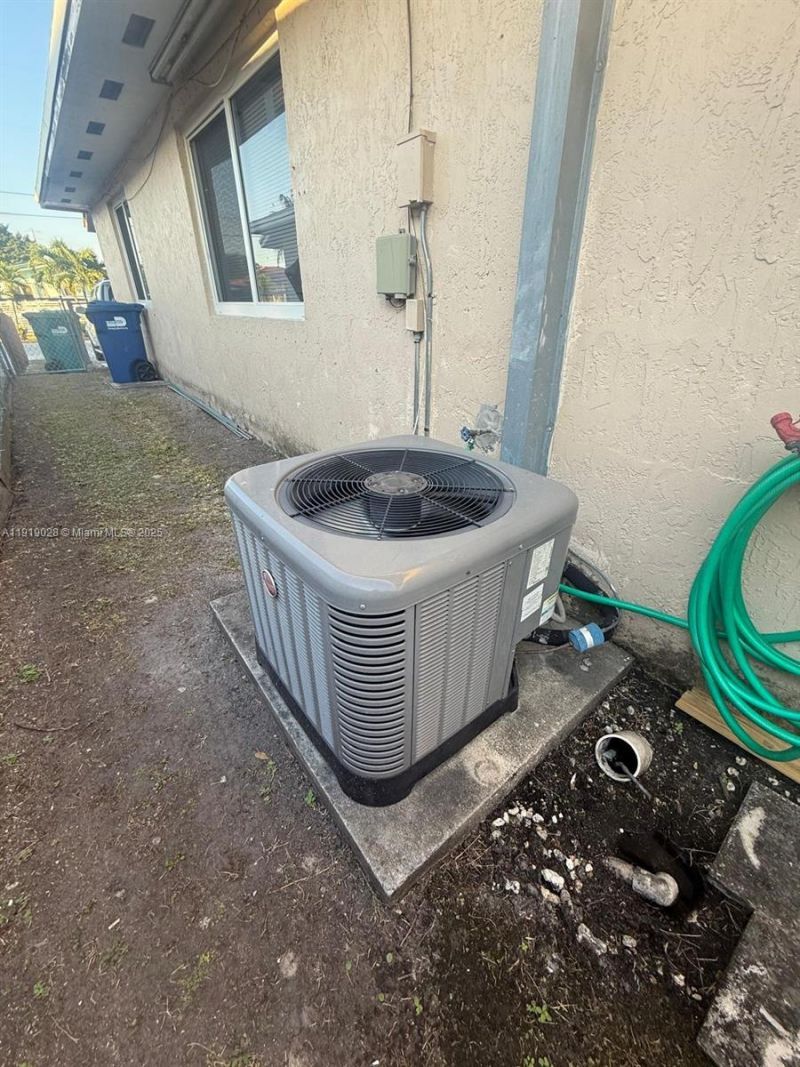 11136 SW 5th St, Sweetwater, FL 33174 Photo