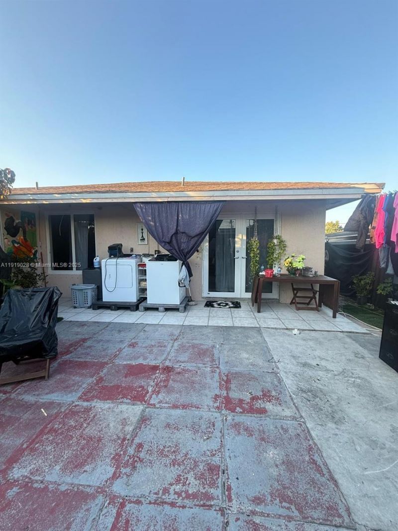 11136 SW 5th St, Sweetwater, FL 33174 Photo