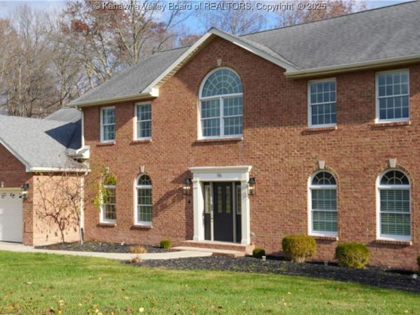 96 Hunting Hills Drive, Charleston, WV 25311