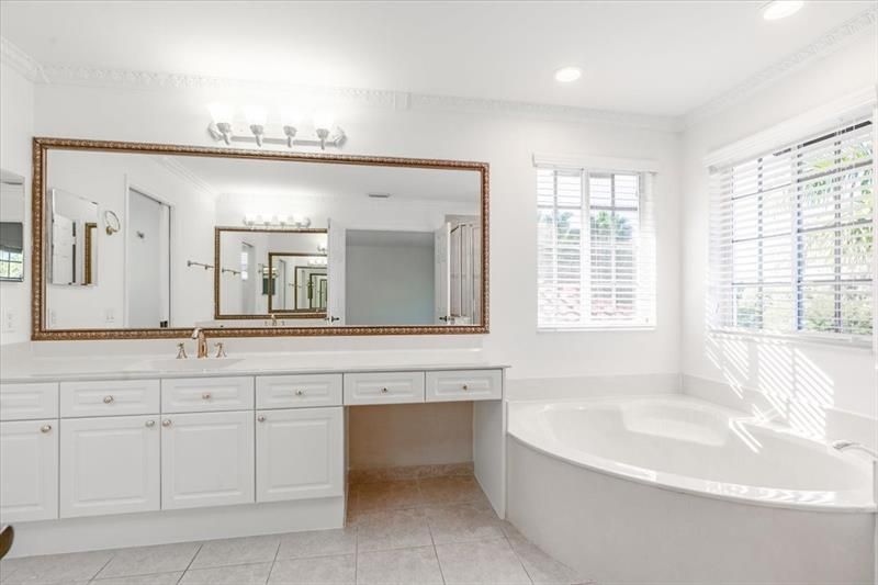 2543 Hunters Run Way, Weston, FL 33327 Photo