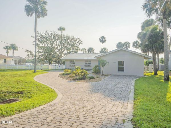 450 Lambert Avenue, Flagler Beach, FL 32136