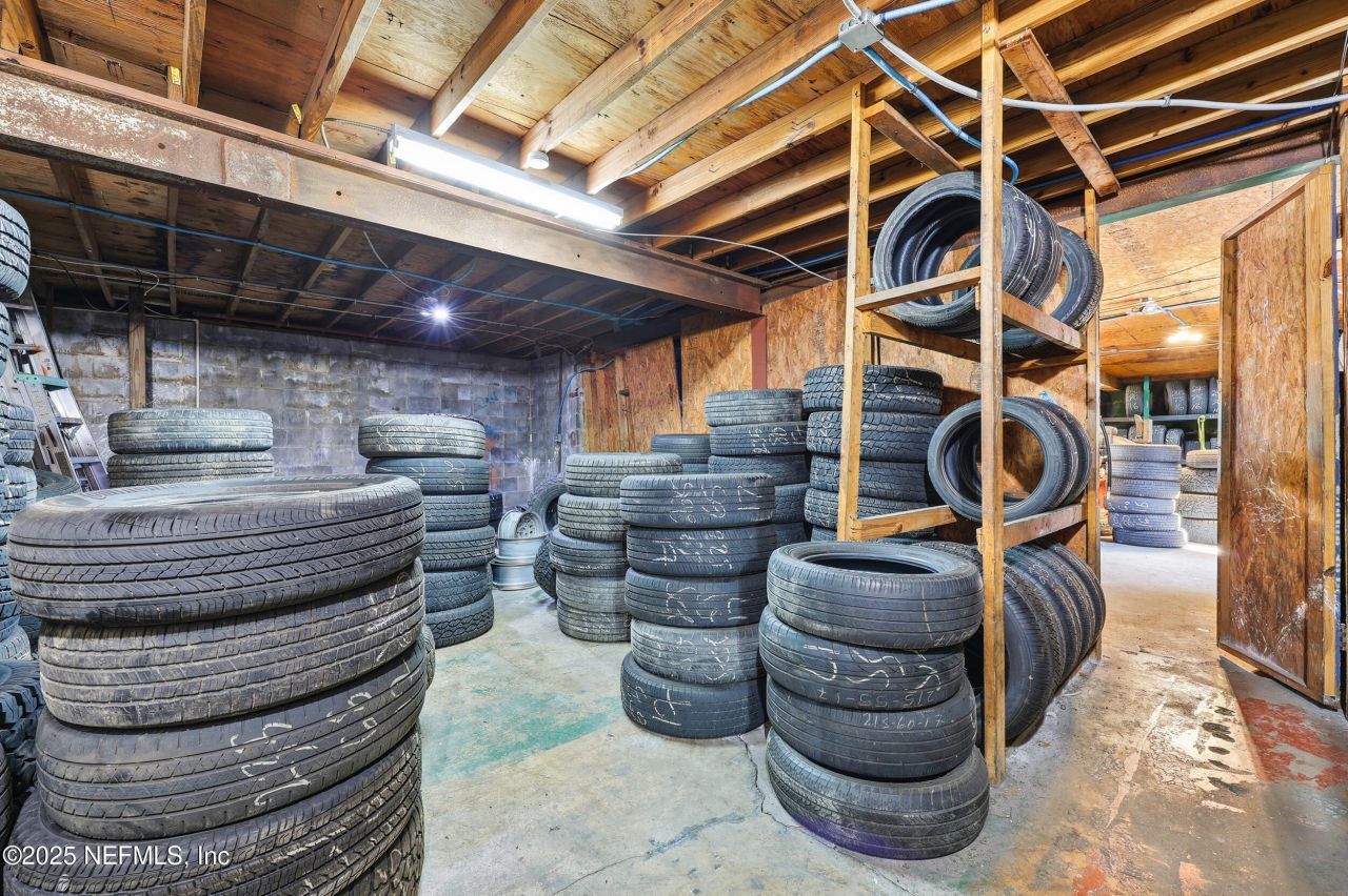 9600 Lem Turner Road, Jacksonville, FL 32208 Photo