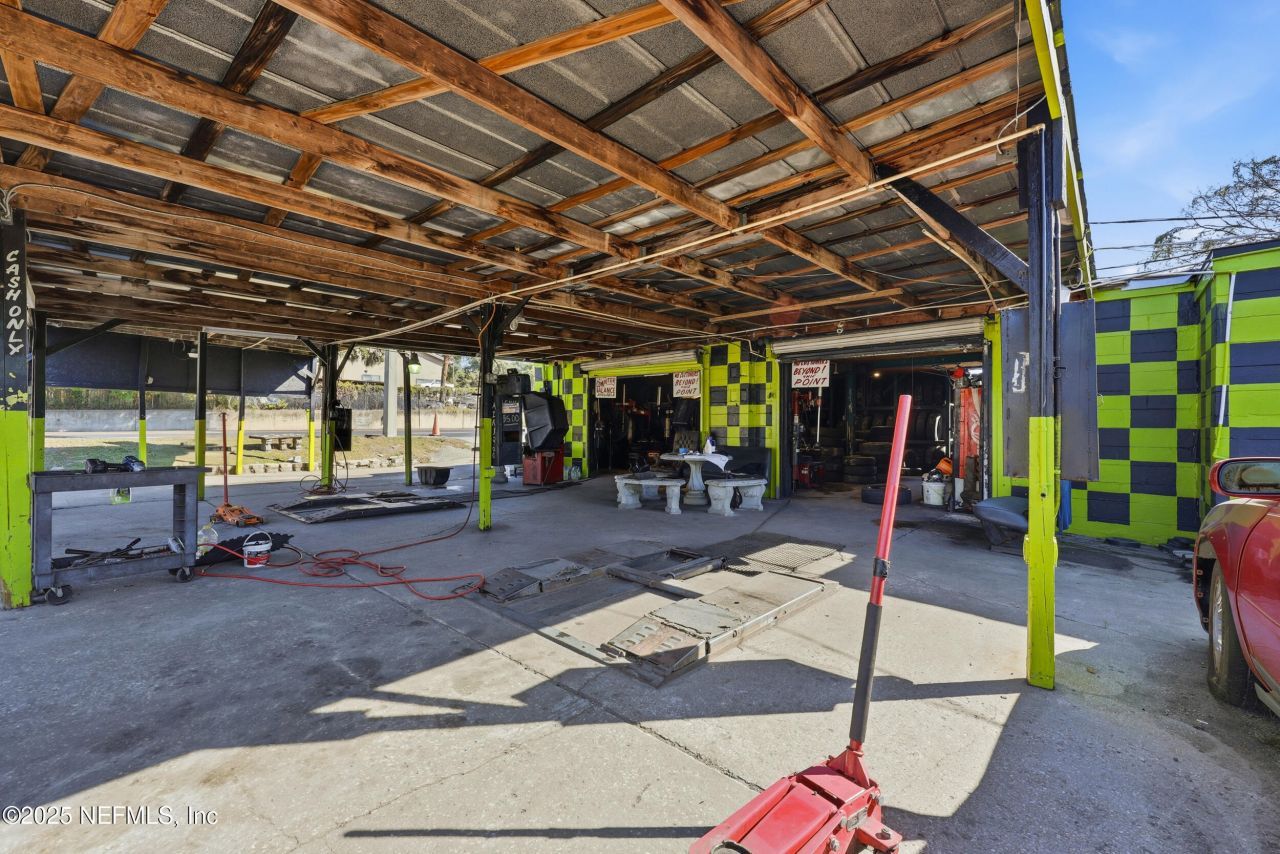 9600 Lem Turner Road, Jacksonville, FL 32208 Photo