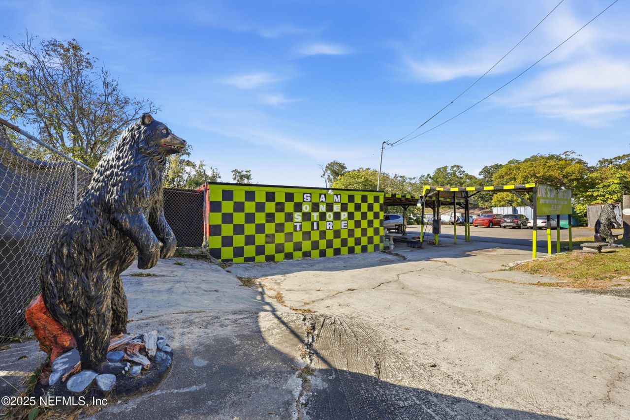 9600 Lem Turner Road, Jacksonville, FL 32208 Photo