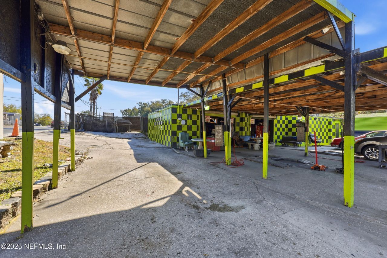 9600 Lem Turner Road, Jacksonville, FL 32208 Photo