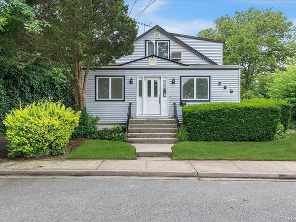 395 Serena Road, Hewlett, NY 11557