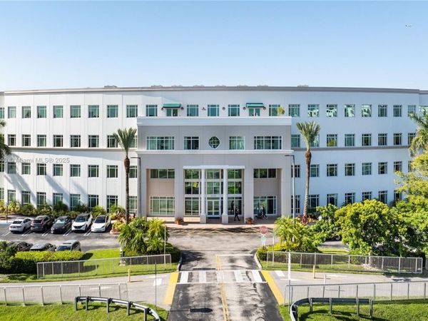 Unit 225, Doral, FL 33166