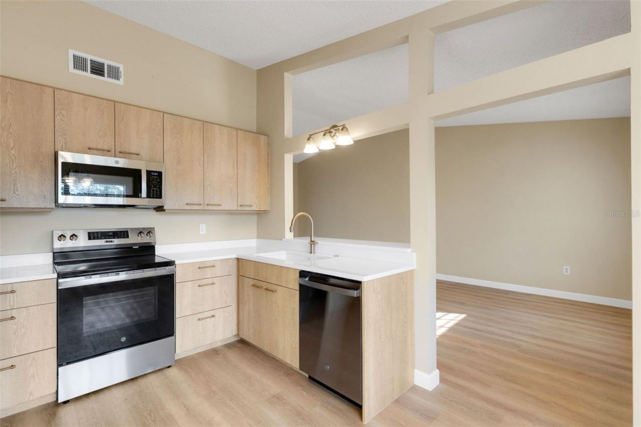 1550 N Pompano Avenue, Sarasota, FL 34237 Photo