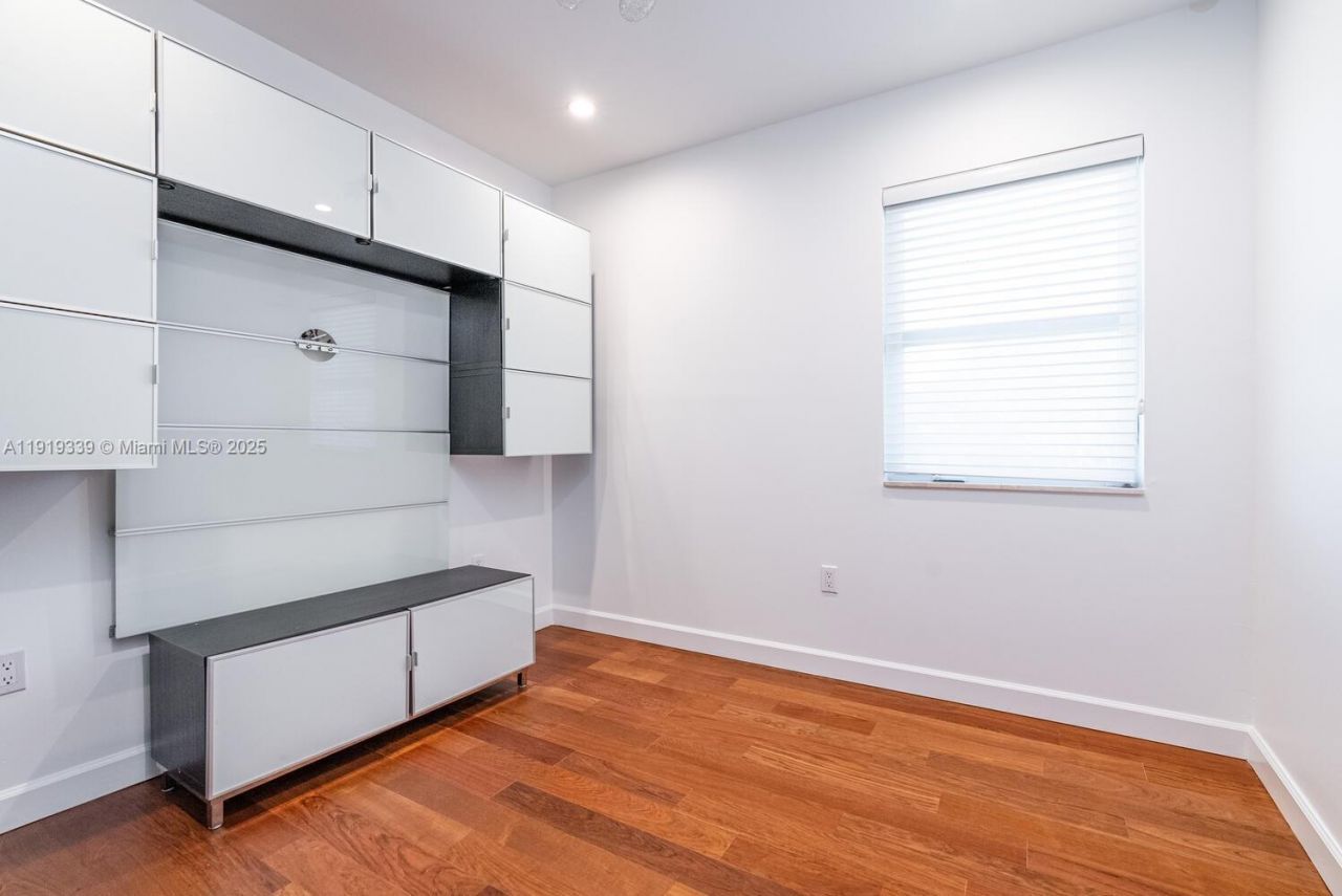 1130 Lugo Ave, Coral Gables, FL 33156 Photo