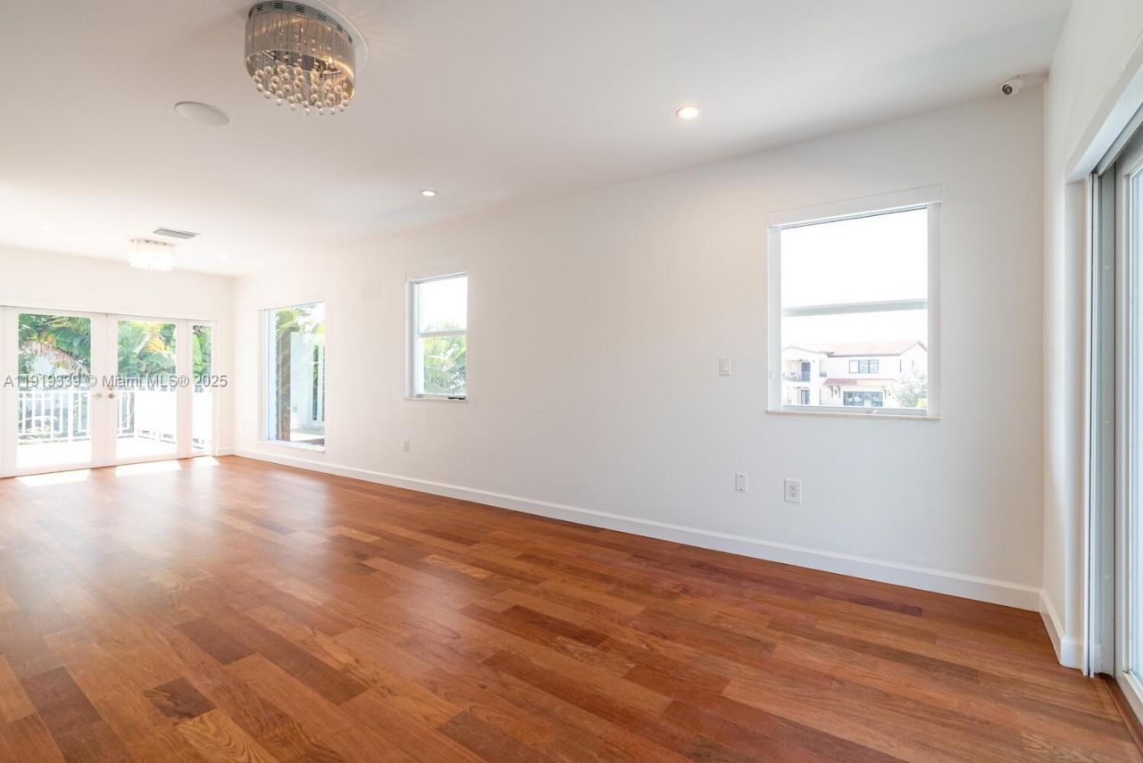 1130 Lugo Ave, Coral Gables, FL 33156 Photo